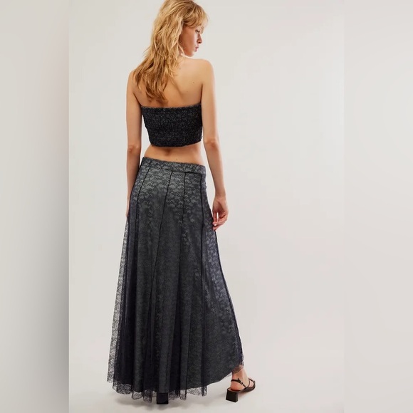 NWOT Free People Shape of You Lace Strapless Tube Top Midi Skirt Set Navy Combo - Picture 2 of 6